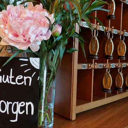 Familien- & Vitalhotel Auenhof Fulpmes Dış mekan fotoğraf
