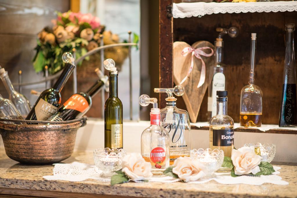 Familien- & Vitalhotel Auenhof Fulpmes Dış mekan fotoğraf