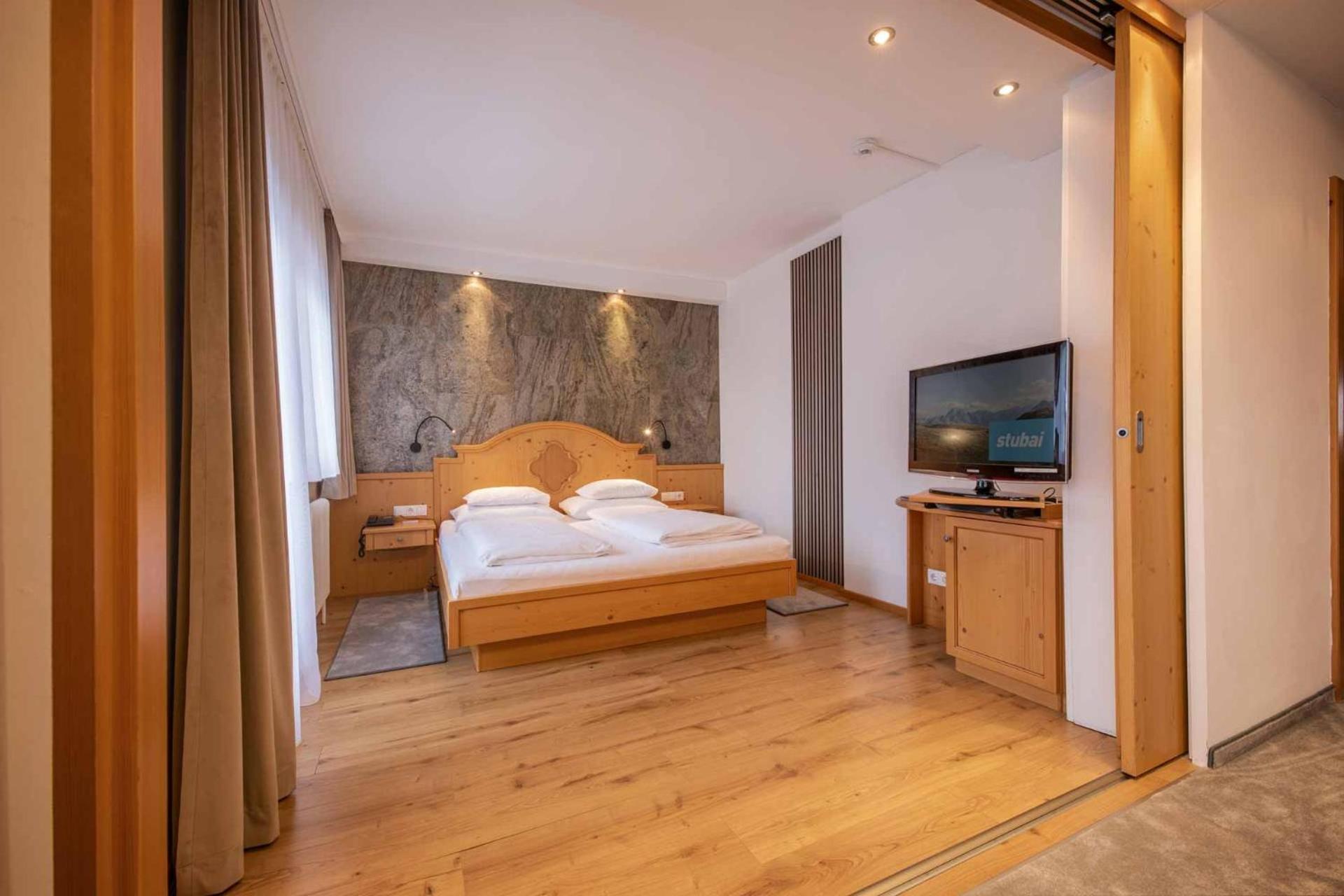 Familien- & Vitalhotel Auenhof Fulpmes Dış mekan fotoğraf