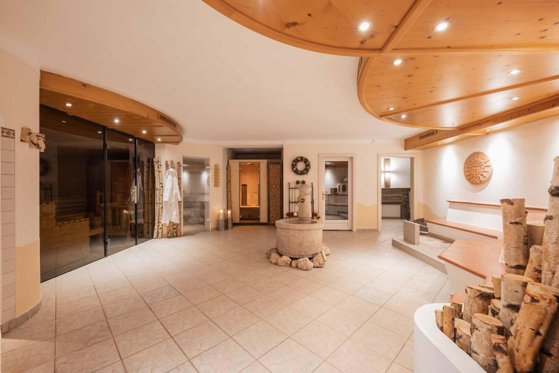 Familien- & Vitalhotel Auenhof Fulpmes Dış mekan fotoğraf